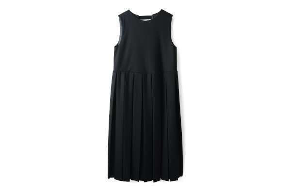 画像1:  2 / 60 サキソニー プリーツワンピース (BK) (1)