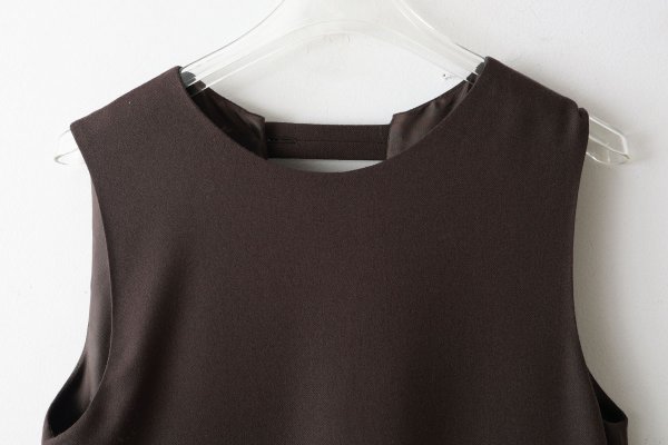 画像3:  2 / 60 サキソニー プリーツワンピース (BR) (3)