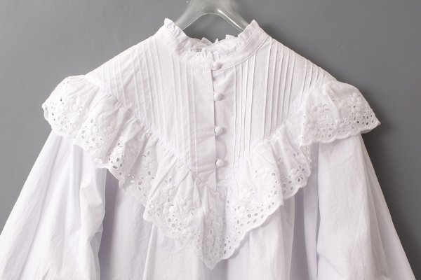 画像3: 別注!! スタンドカラーレースブラウス (WH) (3)