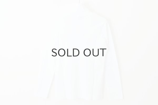 画像2: Cotton Frice Turtleneck T-shirts with Bee KNT28H (WH) (2)