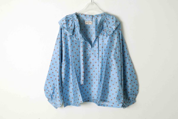 画像2: Khadi Silk Polka dots Print Frill Flare Blouse (DBL) (2)