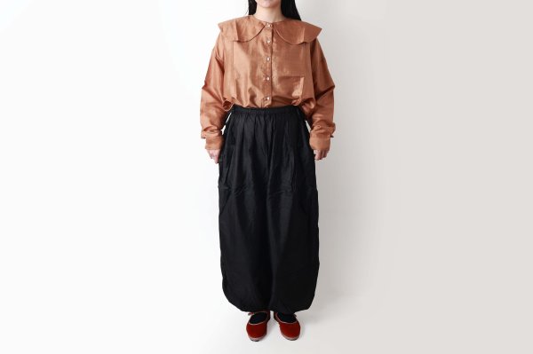 画像9: Khadi Silk Tuck Gather Balloon Pants (BK) (9)