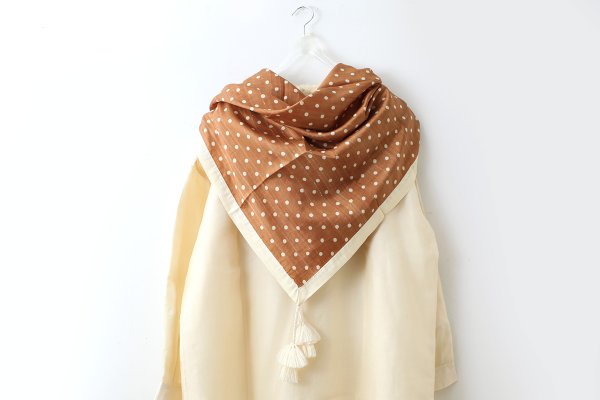 画像10: Khadi Silk Polka dots Print Tassel Scarf (BR) (10)