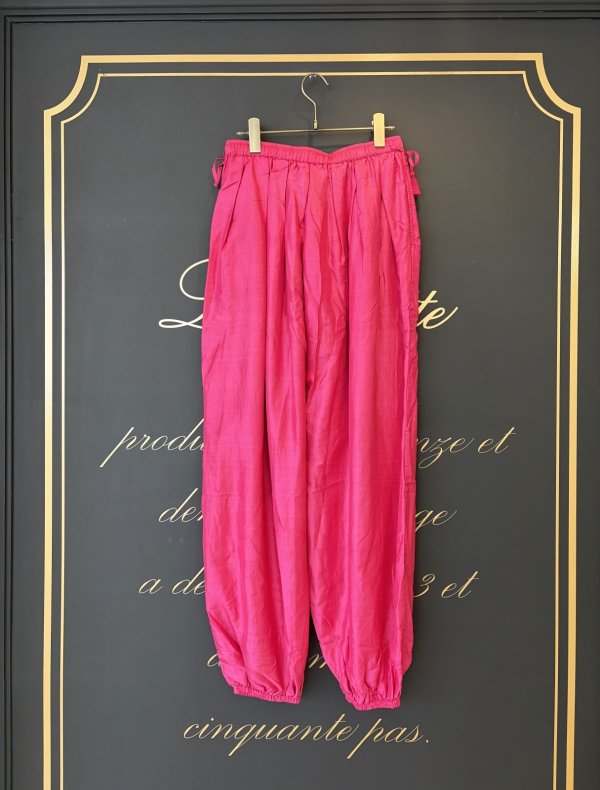 画像2: [30]  Khadi Silk Tuck Gather Balloon Pants (RV) (2)