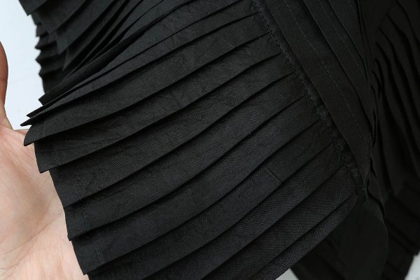 画像5: Khadi Silk Tuck Ruffle Collar (BK) (5)