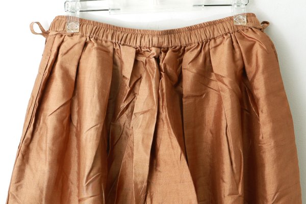 画像8: Khadi Silk Tuck Gather Balloon Pants (C.BR) (8)