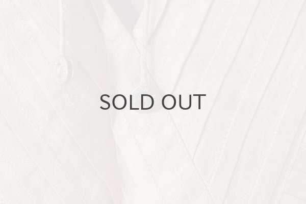 画像4: Khadi Silk Tuck Ruffle Collar (C.BR) (4)