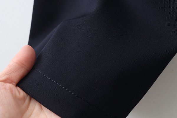 画像12: ウールギャバ後染めパッチポケットギャザーパンツ (NV) (12)