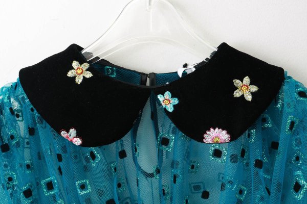 画像3: ナイロンチュールプリント×エステルベルベット刺繍ブラウス (TQ) (3)