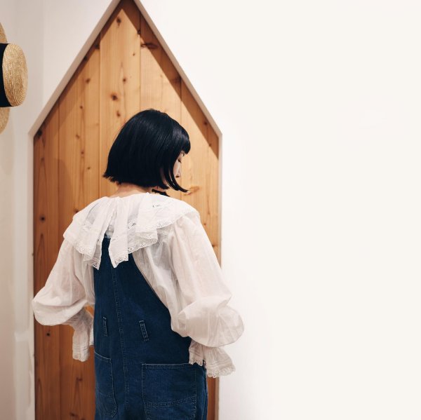 画像22: 80ボイル レースピンタックラッフルケープ衿ブラウス (WH) (22)