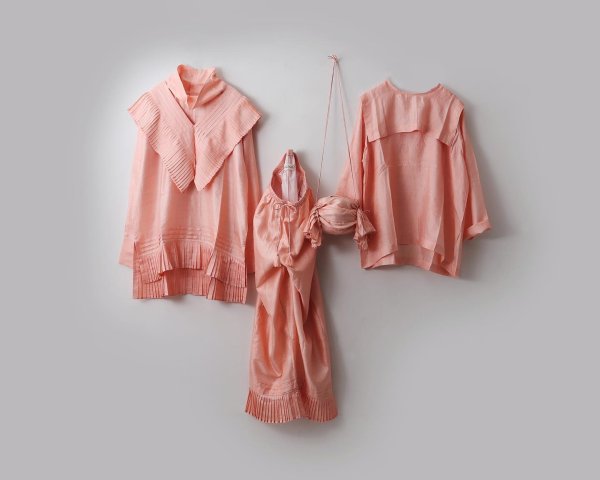 画像11: Khadi Silk Tuck Ruffle Collar (BK) (11)