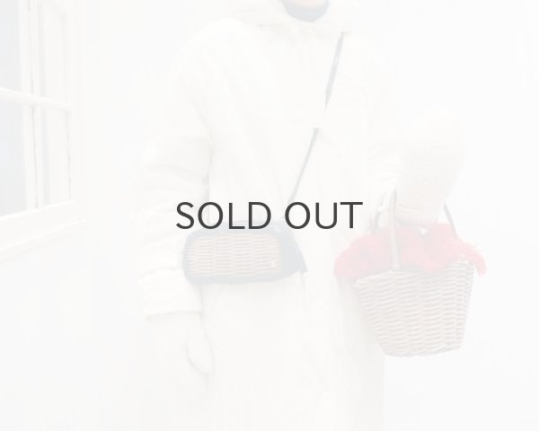 画像11: 牛ソフト籐付き長財布 E金具 (BK） (11)