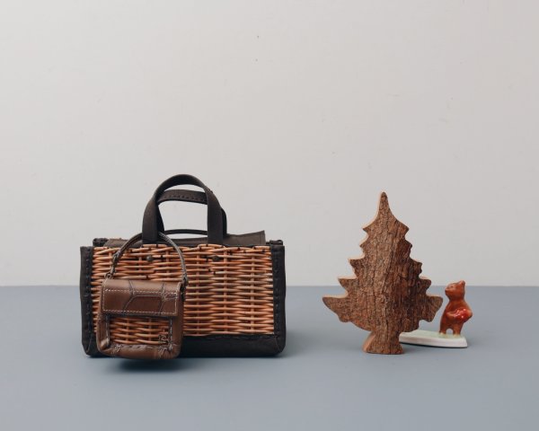 画像12: ソフトメタリック 籐付きミニサイフ (SV) (12)