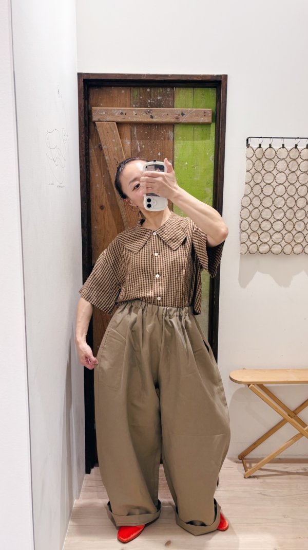 画像13: ドビーギンガム 5分袖ショート前あきブラウス (BR) (13)