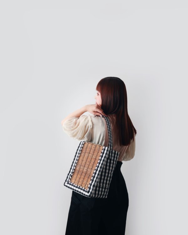 画像12: ギンガム・ワンハンドルトート M (15515:BK) (12)