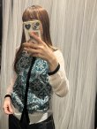 こちらは長袖タイプです