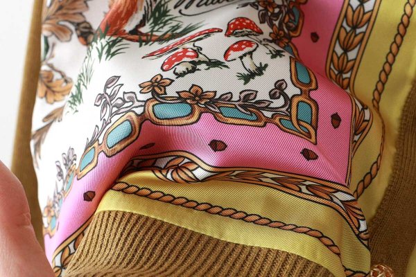 画像13: スカーフ柄カーディガン (YW) (13)