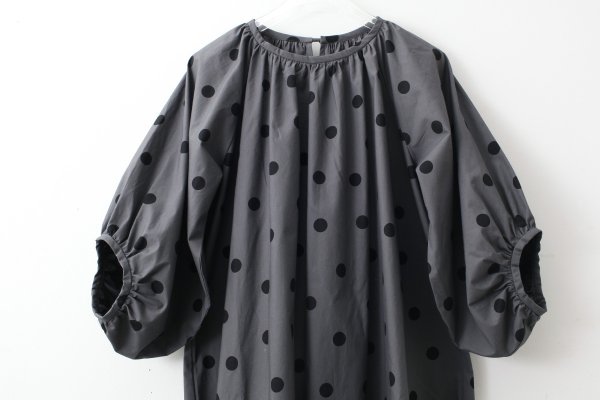 画像4: 3 ET DEMI original dot ギャザーワンピース (4)