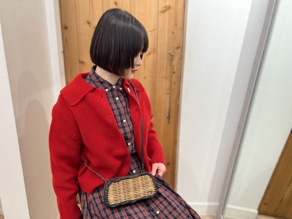 画像15: 【再入荷予約・1月下旬】牛ソフト籐付き長財布 E金具 (BK） (15)