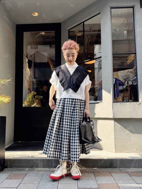 画像13: Khadi Silk Tuck Ruffle Collar (BK) (13)