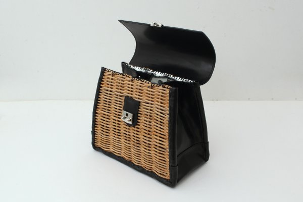 画像9: カーフ・ハンドバッグ M (BK/SV金具) (9)