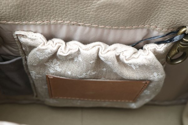 画像15: フニュ・シュリンク・ベルトバッグ (SA) (15)