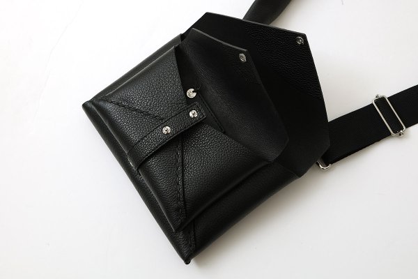 画像7: 封筒型 3way bag・フニュシュリンク (46558:BK) (7)