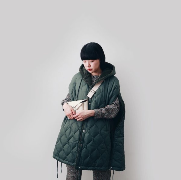 画像9: 封筒型 3way bag・シャイニー (446422:BK) (9)