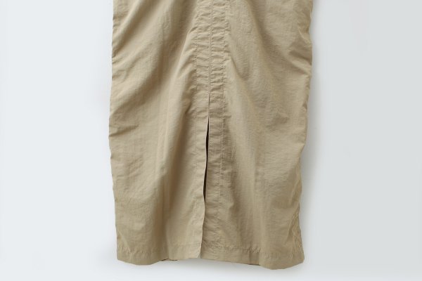 画像9: ナイロンタフタ サスペンダー付きスカート (56528:BG) (9)