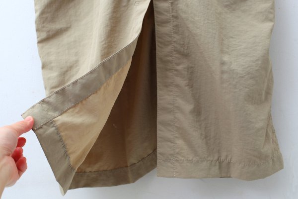 画像11: ナイロンタフタ サスペンダー付きスカート (56528:BG) (11)