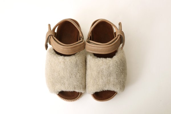 画像2: ◎ ボア テンダーベルトサンダル (2)