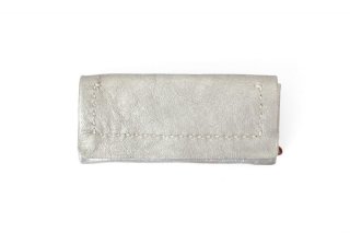 ebagos エバゴス メタリックレザー 二つ折り財布