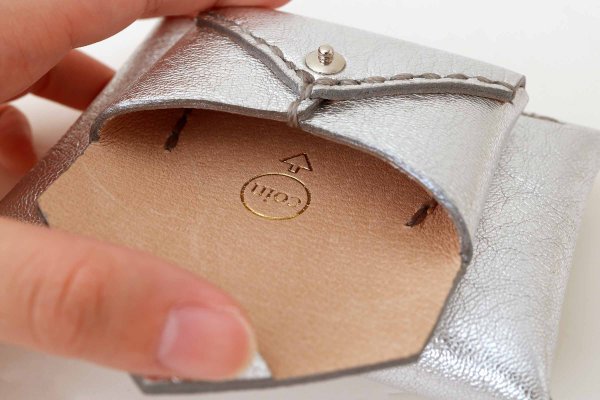 画像6: ソフトメタリック 封筒型サイフ (35517:SL) (6)