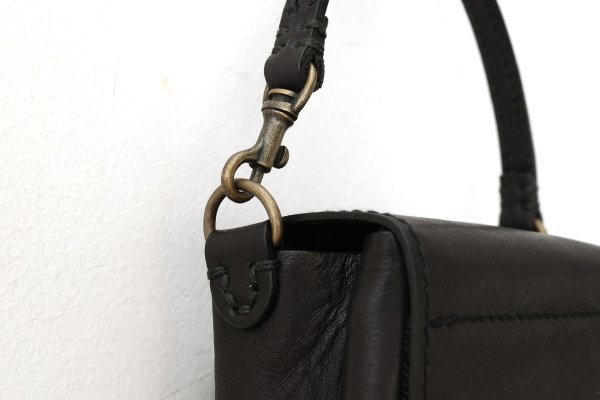 画像6: 牛ソフト 籐付きミニサイフ (BK） (6)