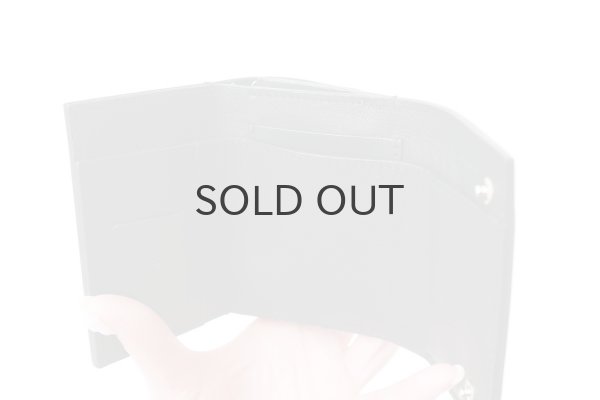 画像6: オイルショルダー 素押しカシメ 三つ折り財布 (BK) (6)