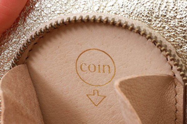 画像9: ソフトメタリック 籐付きミニサイフ (GD) (9)