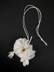 画像2: wild rose corsage pendant (OF) (2)