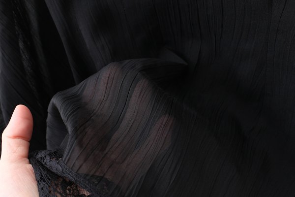 画像8: wrinkle silk top (BK) (8)