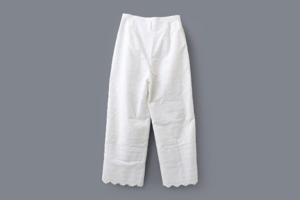 画像2: cotton scalloped embroidery pants (WH) (2)