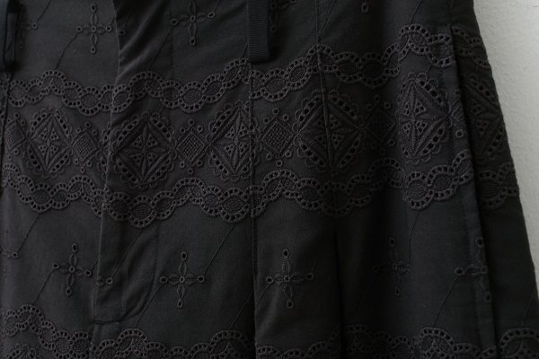 画像6: cotton scalloped embroidery pants (BK) (6)