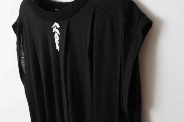 画像4: □ viileä フレンチスリーブプルオーバー (ADS8978:BK) (4)