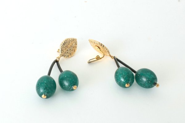 画像2: SALE50%OFF!! France dead stock チェリーイヤリング(GR) (2)