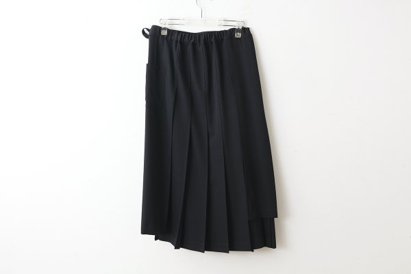 画像2: ウールギャバ後染めラッププリーツスカート (NV) (2)