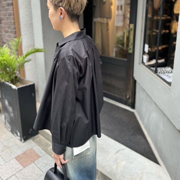 画像13: 丸襟ギャザーブラウス (BK) (13)