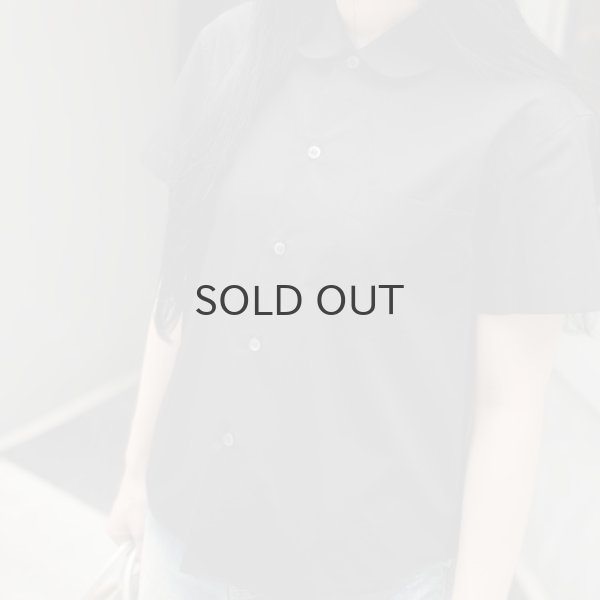 画像18: ポケット付き丸襟半袖ブラウス (BK) (18)