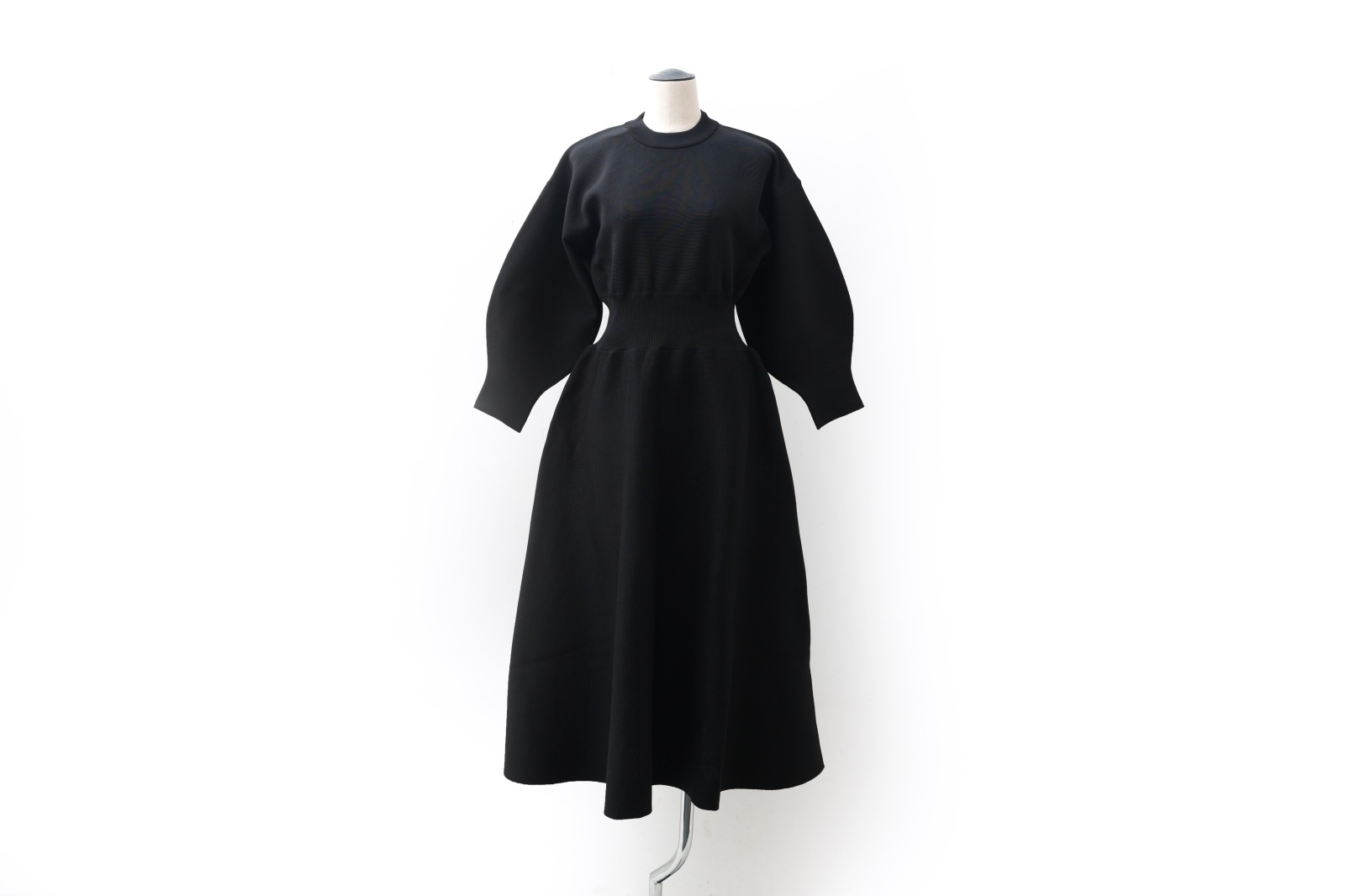 child woman パフスリーブフレアシャツワンピース　新品 child woman パフスリーブフレアシャツワンピース 新品 - メルカリ