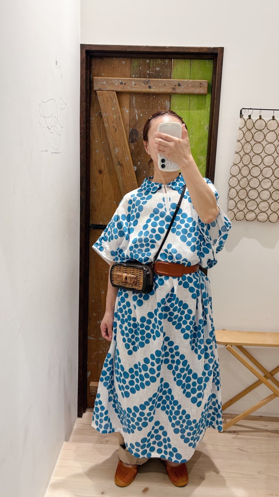 ebagos エバゴス 別注!! 牛ソフト リボンポシェット