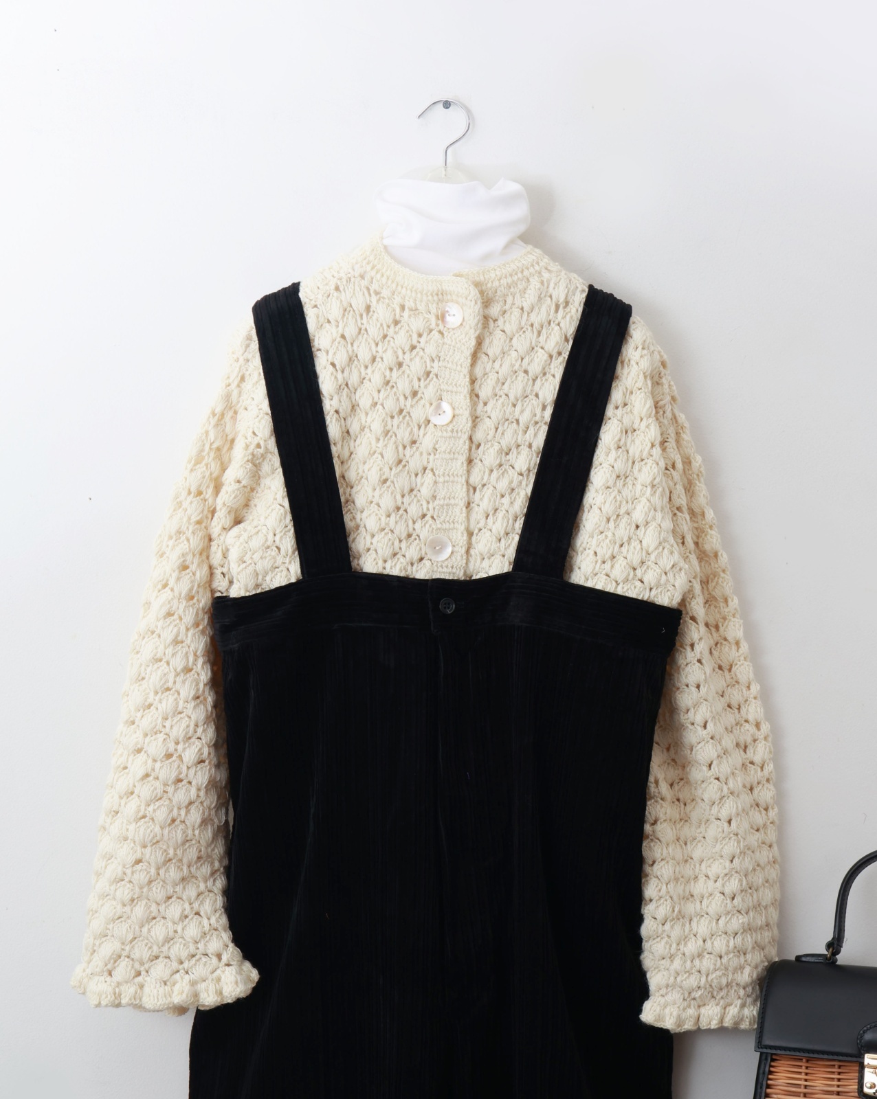 YARMO☆ハイライズブレーストラウザーズ☆美品☆人気の黒 楽天市場】【7000円以上10%OFF+&6H限定P5倍】yarmo ヤーモ