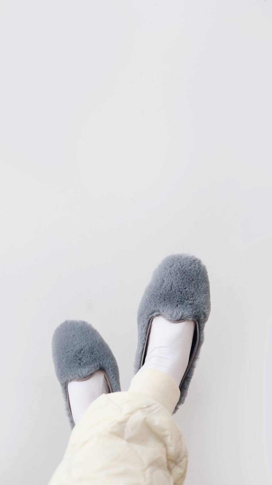 【未使用品】Sciuscià / シューシャ TRAGARA ブルー 38サイズ Sciuscià ファー TRAGARA (BLUE SMOKE)