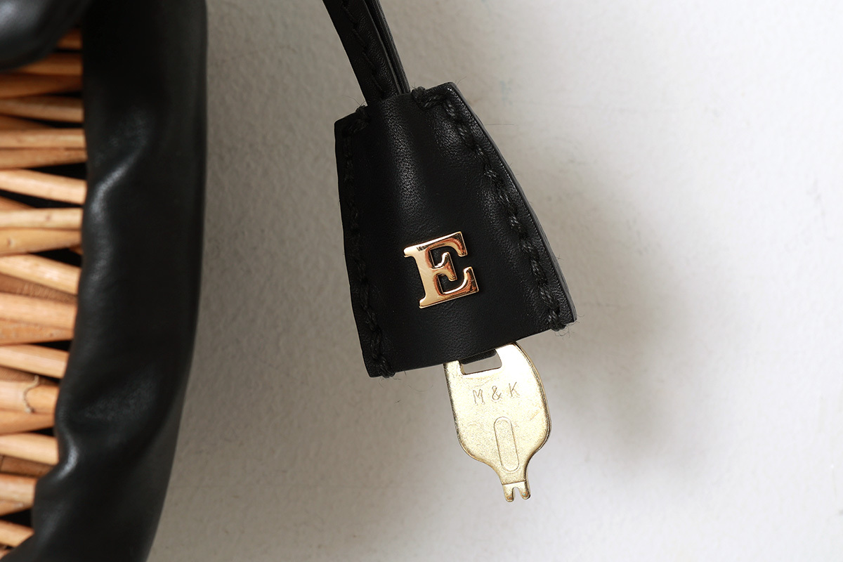 ebagos エバゴス 牛ソフト・ソフトショルダー